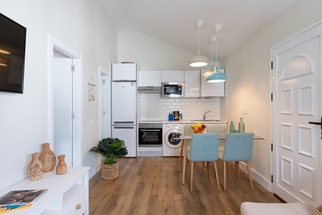 Homeforguest Modern And New Beachfront Apartment La Oliva Zewnętrze zdjęcie