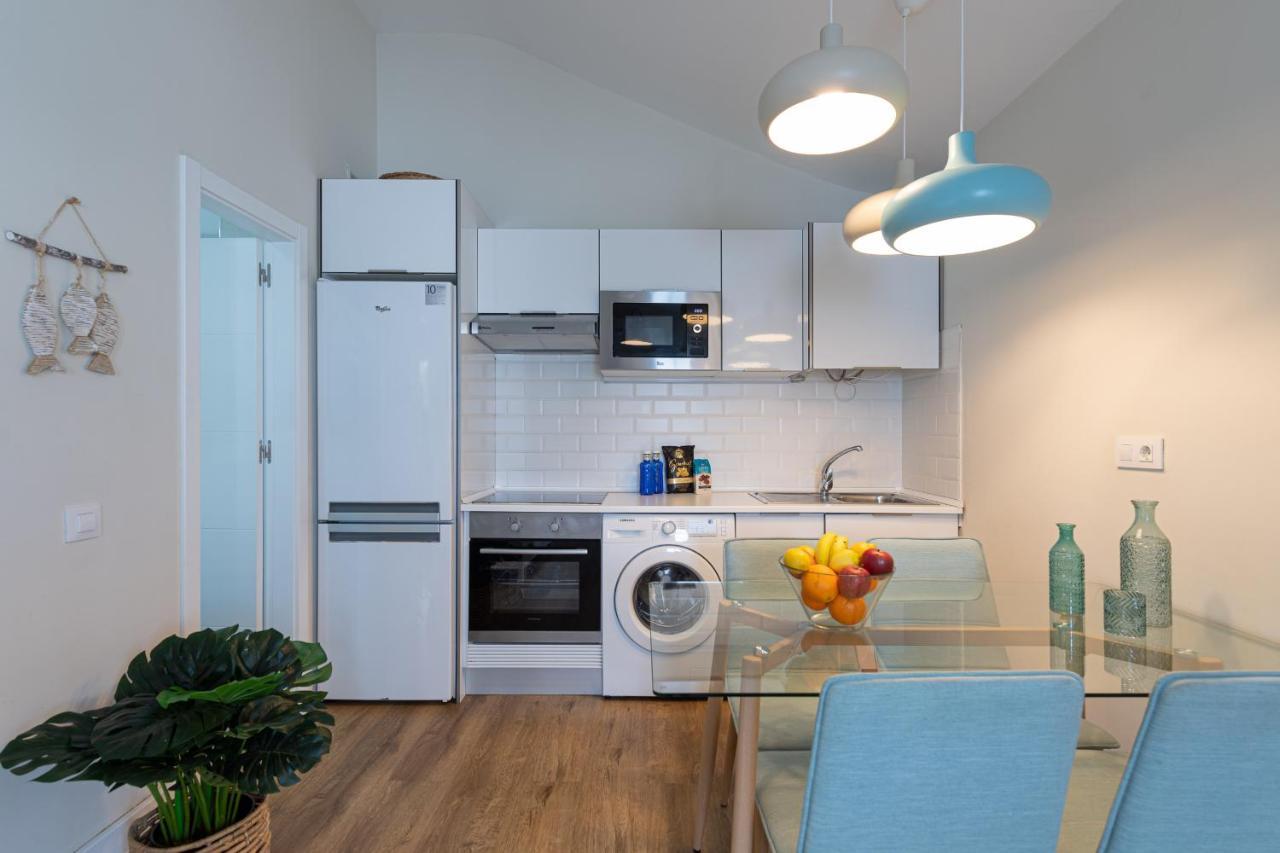 Homeforguest Modern And New Beachfront Apartment La Oliva Zewnętrze zdjęcie