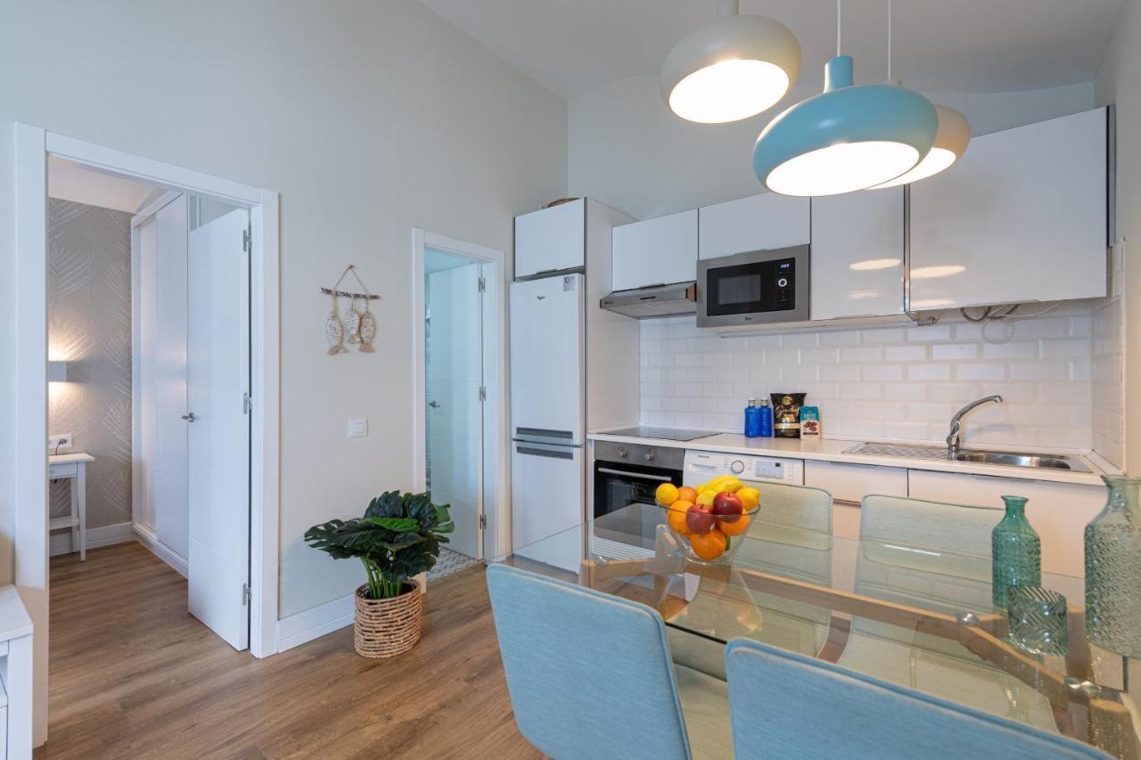 Homeforguest Modern And New Beachfront Apartment La Oliva Zewnętrze zdjęcie